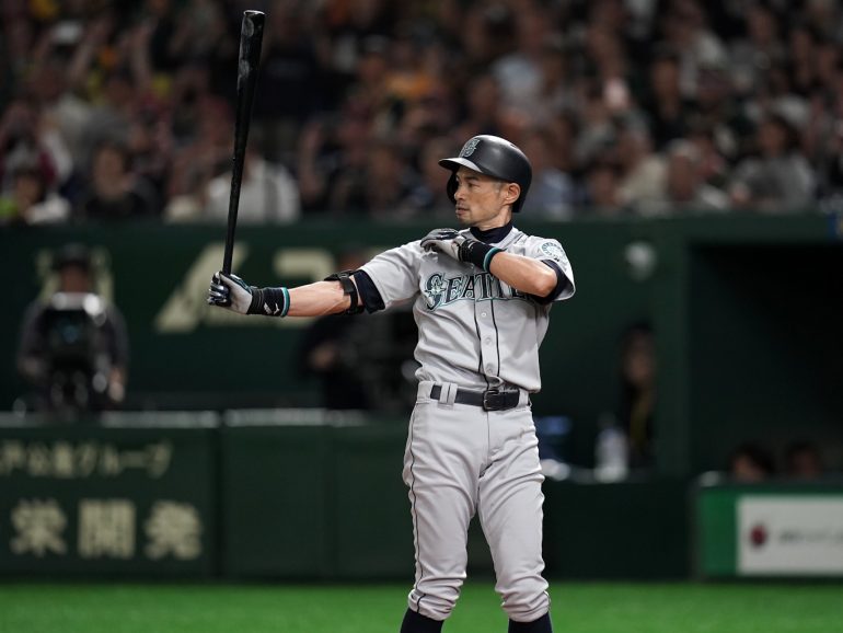 葉月里緒奈の彼氏はイチローだった?結婚,破局理由を調査!野球ユニがかわいい!